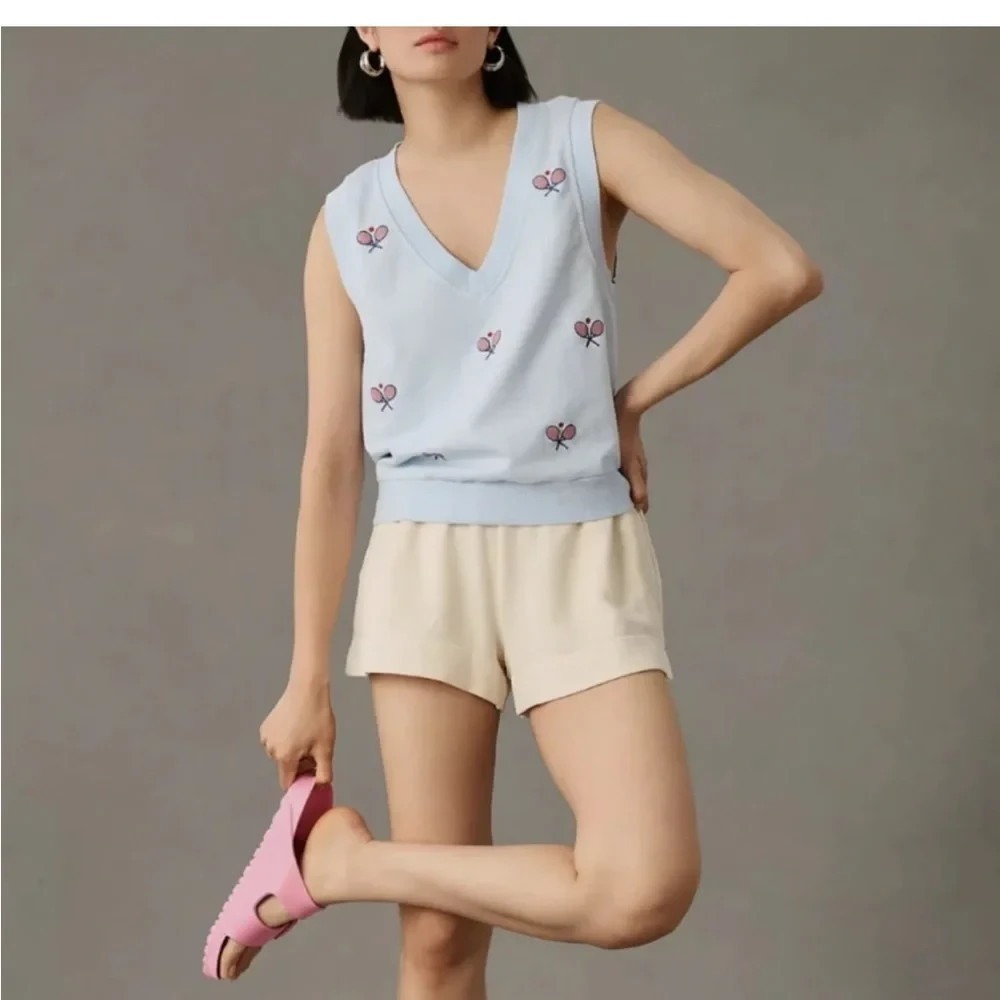 t.la Anthropologi Women's Light Blue Knit Sweater Vest Embroidered Pink Tennis L
